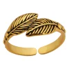 Gold plated teenring, veertjes of blaadjes