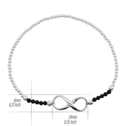 Zilveren armband van elastiek met zilveren en zwarte bolletjes en infinity teken