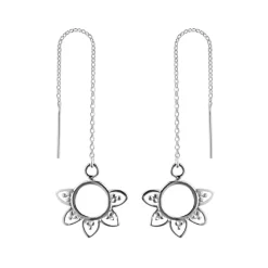 Zilveren chain oorbellen, bloemfiguur