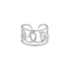 Zilveren ear cuff met lussen