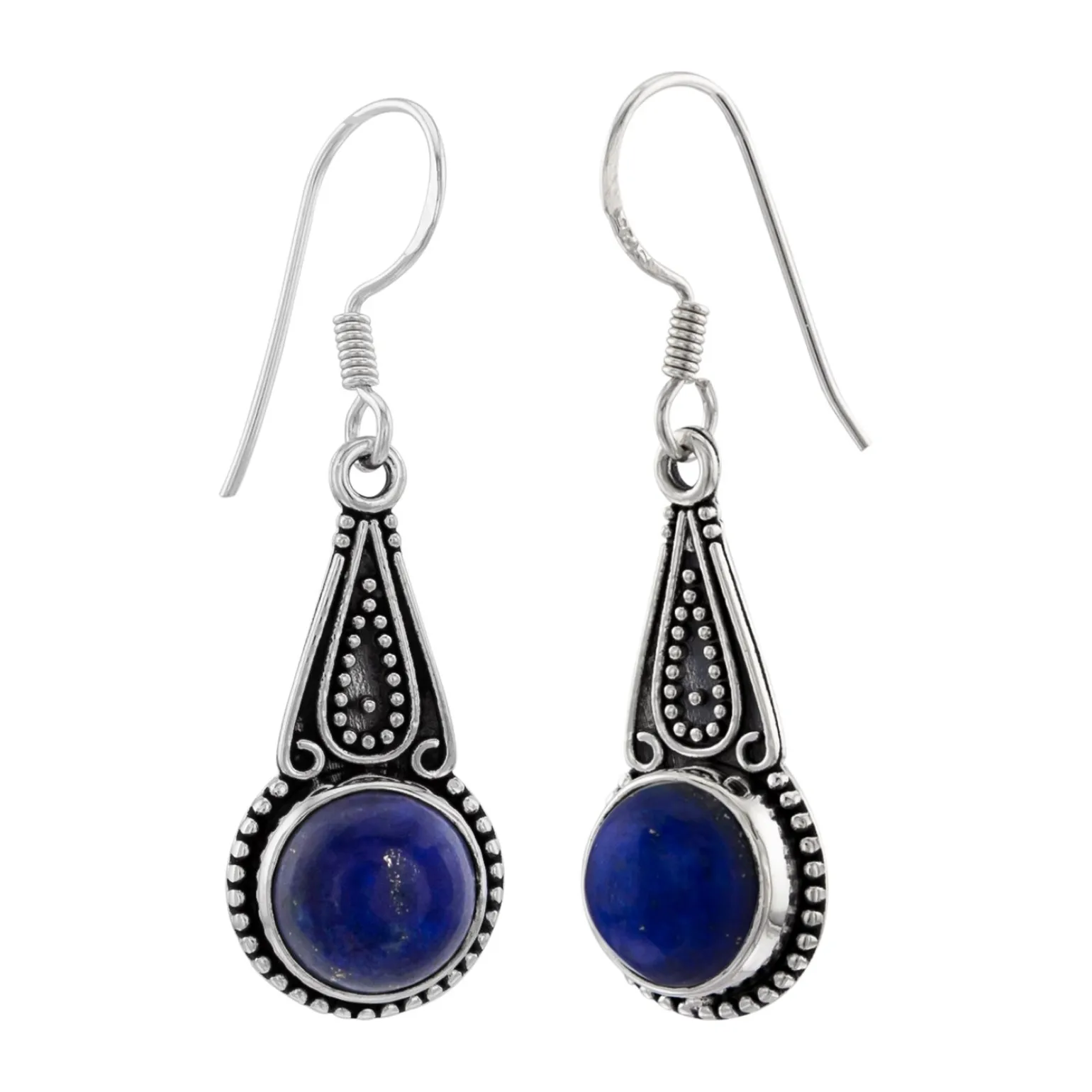 Zilveren oorhangers, druppelvorm met geoxideerde details en lapis steen