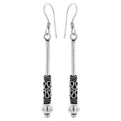 Zilveren oorhangers, staafje met Bali look en bolletjes