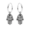 Zilveren oorringen met hanger, (k)hamsa