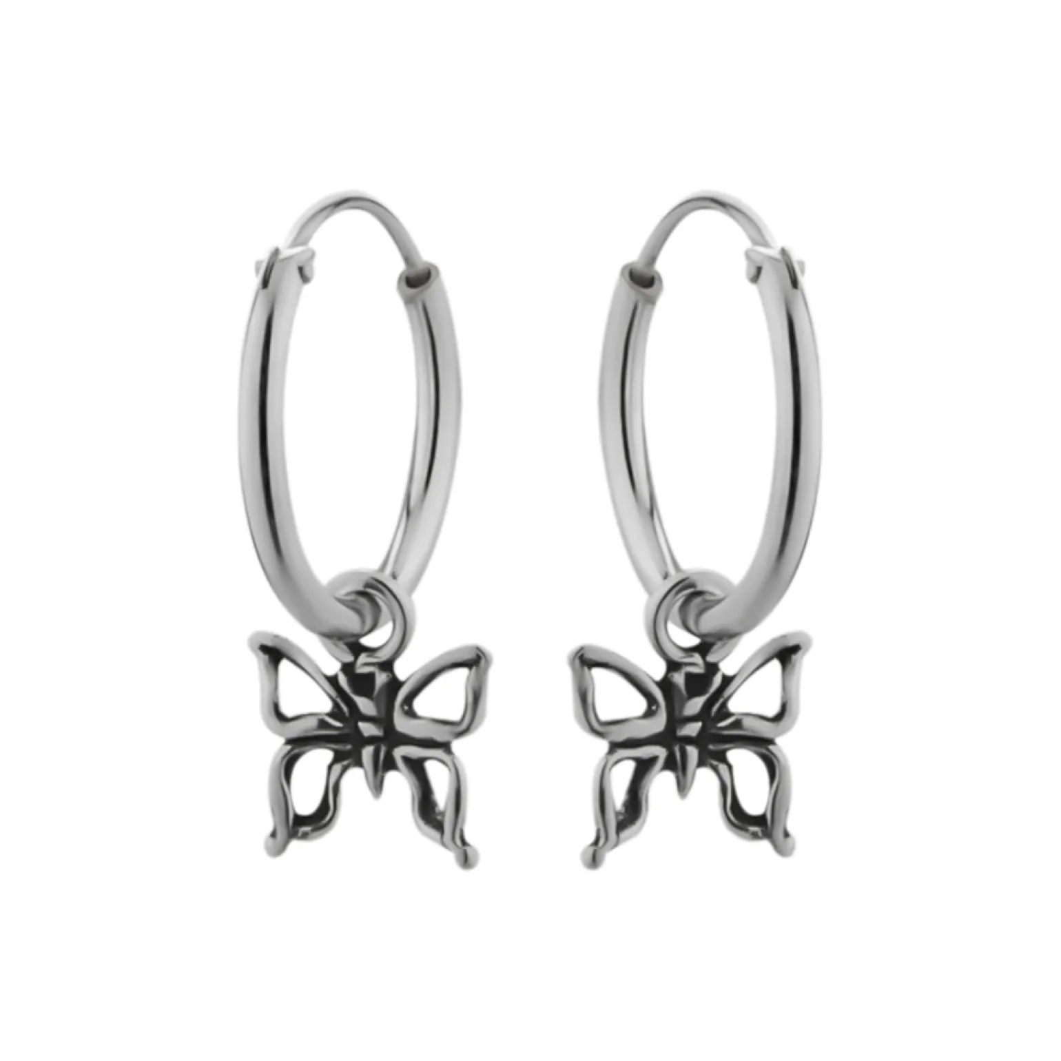 Zilveren oorringen met hanger, vlinder