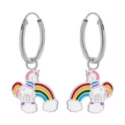 Zilveren oorringen met hanger, regenboog met eenhoorn