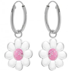 Zilveren oorringen met hanger, donker roze madeliefjes