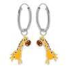 Zilveren oorringen met hanger, giraf