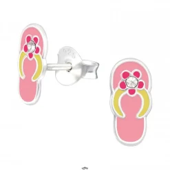 Zilveren oorstekers, roze slippers met kristal
