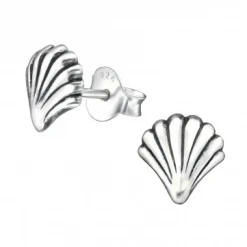Zilveren oorstekers, schelp