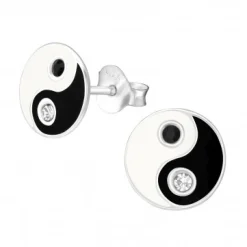 Zilveren oorstekers, yin yang, met onyx en kristal