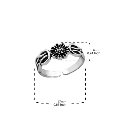 Zilveren teenring, bloem en knopen