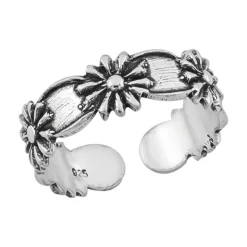 Zilveren teenring, geoxideerde bloemen