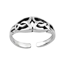 Zilveren teenring, sierlijke details